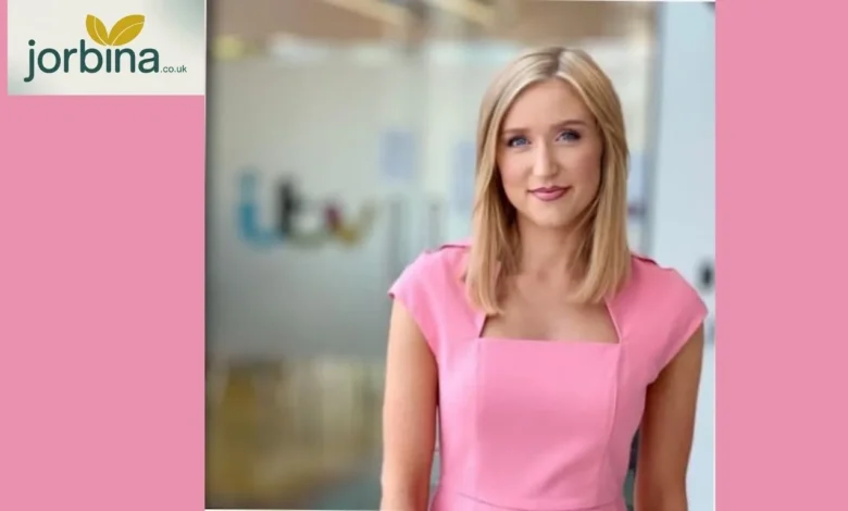 How Old is Ellie Pitt